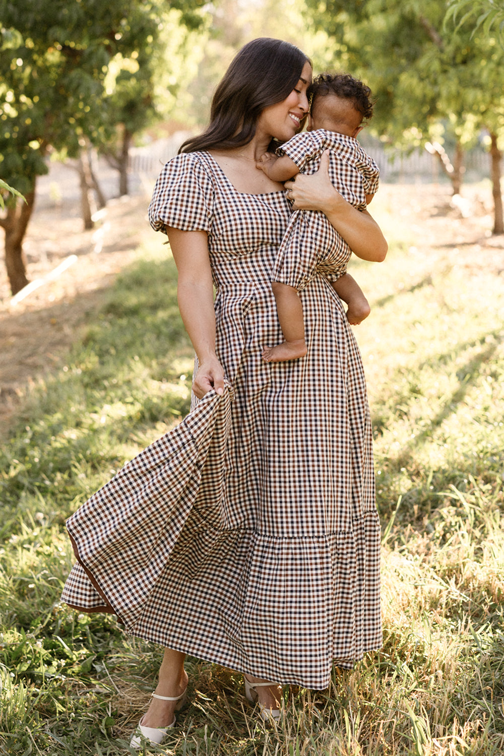 Connie Short Sleeve Dress in Chestnut Gingham – Ivy City Co