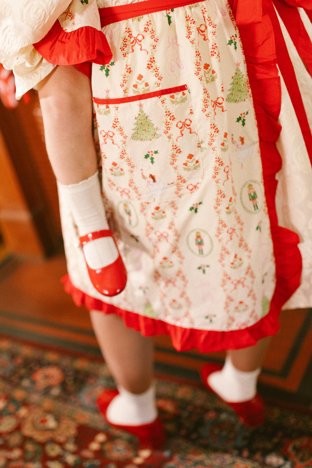 Ivy Half Apron in Yuletide Cotton