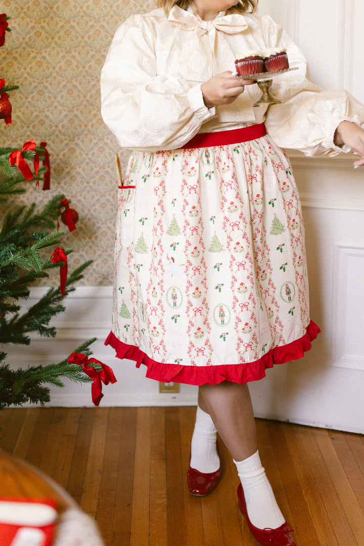 Ivy Half Apron in Yuletide Cotton