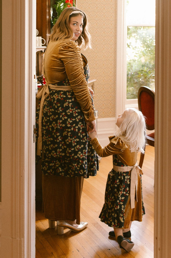 Mini Ivy Apron in Sophia Holly Berry Cotton