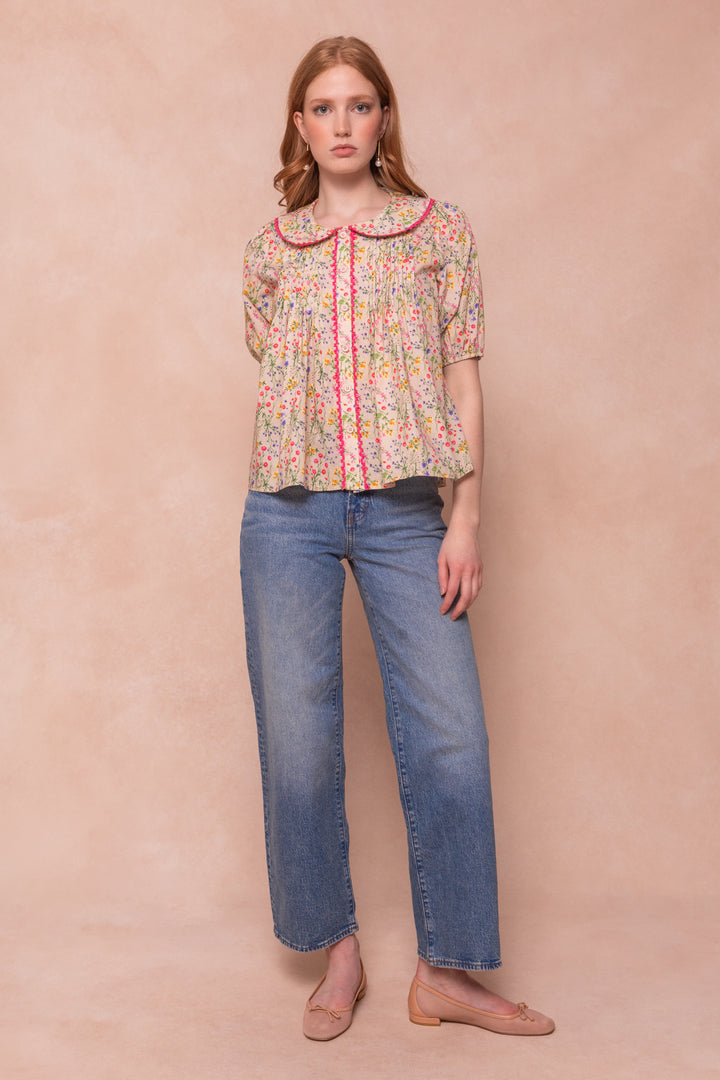 Betty Blouse in Floral