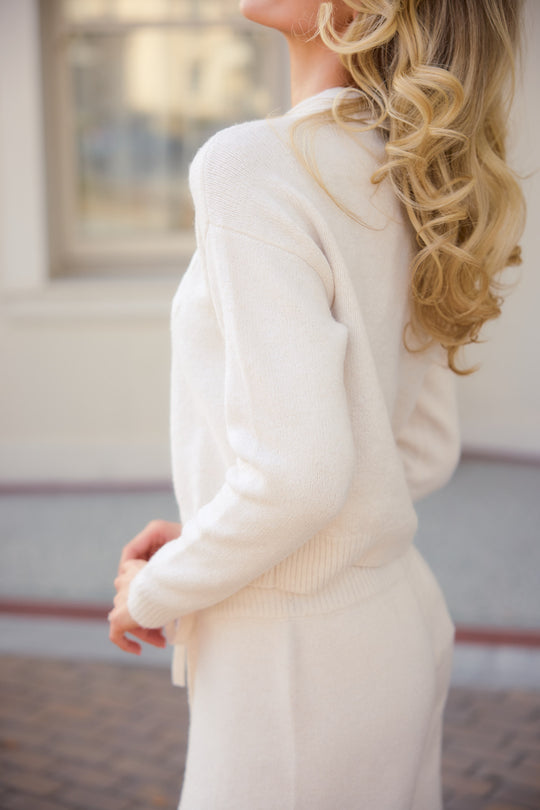Bride Sweater in Oatmeal