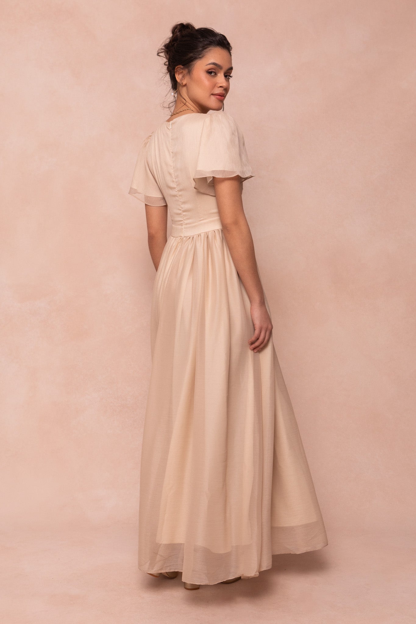 Abbie Dress in Champagne - Bridesmaid Dress – Ivy City Co
