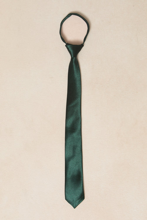 Boys Max Tie in Emerald Satin