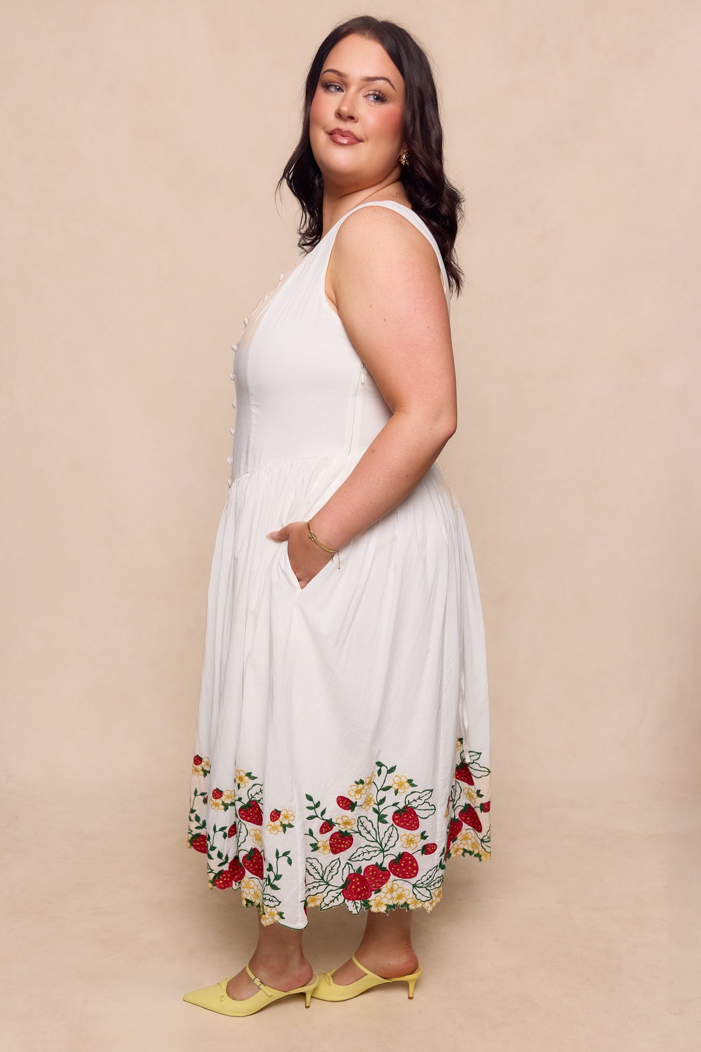 Clarissa Dress in Strawberry – Ivy City Co