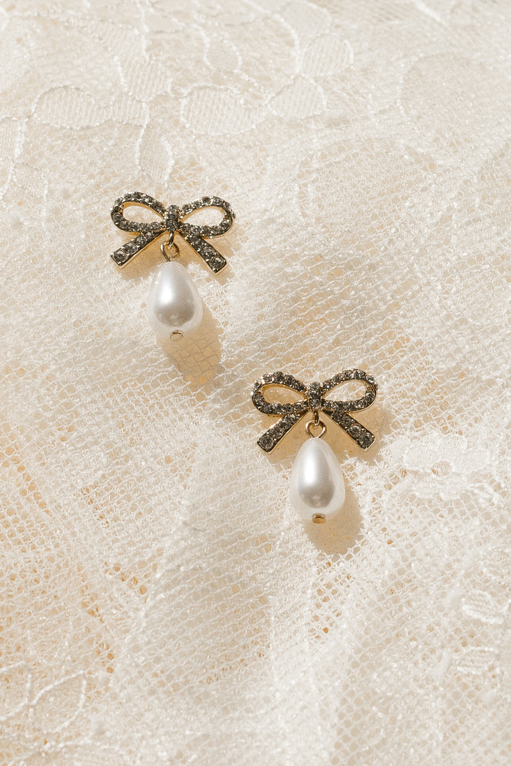 Dainty Crystal Bow with Pearl Drop Earrings