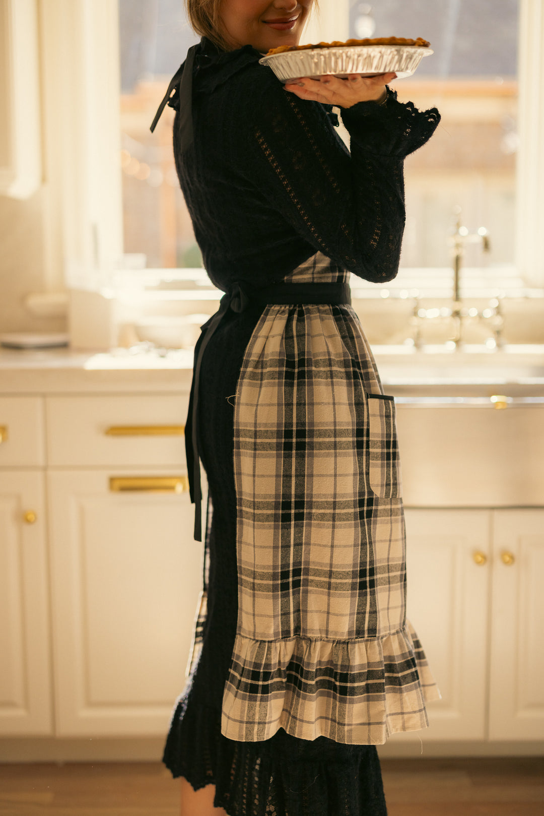 Ivy Apron in Laura Plaid Cotton