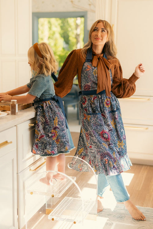 Ivy Apron in Roselyn Navy Floral Cotton