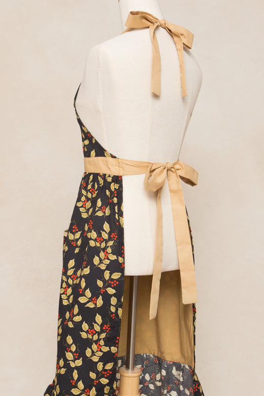 Ivy Apron in Sophia Holly Berry Cotton