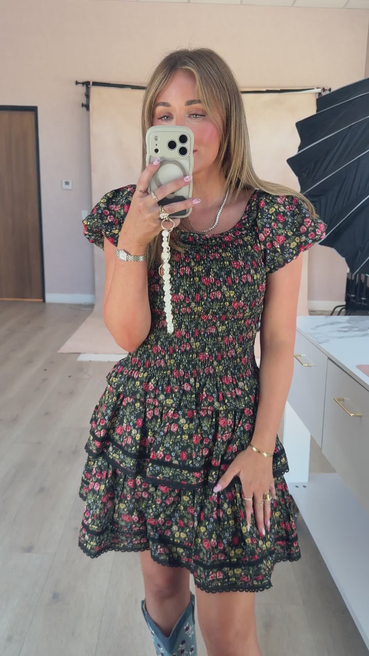 Annalise Skort in Obsidian Vintage Poppies – Ivy City Co