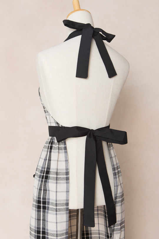 Ivy Apron in Laura Plaid Cotton