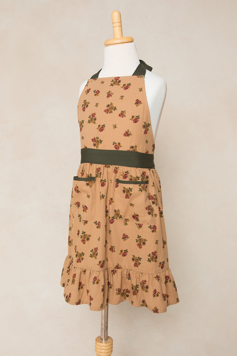 Mini Ivy Apron in Roselyn Tan Floral Cotton