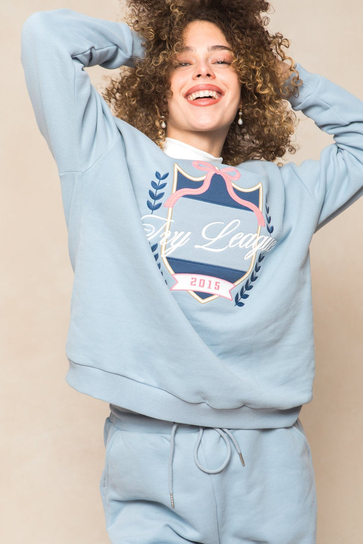 Ivy Embroidered Crewneck Sweatshirt in Blue