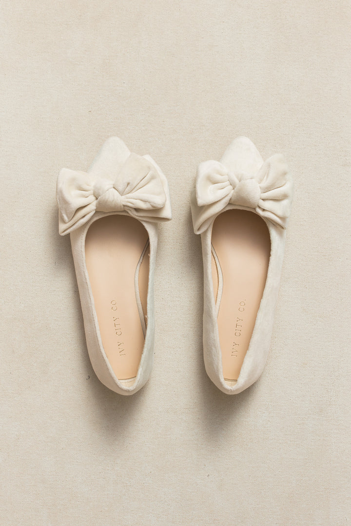 Mini Ivy Bow Flat in Cream