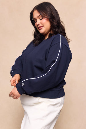 Kinsley Sweatshirt in Navy
