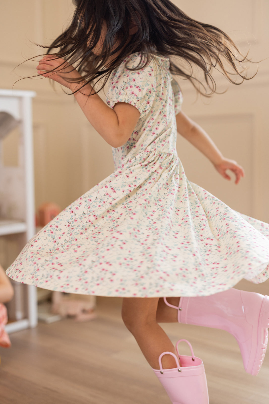 Mini Alayna Play Dress in Ivory Pansy Trellis