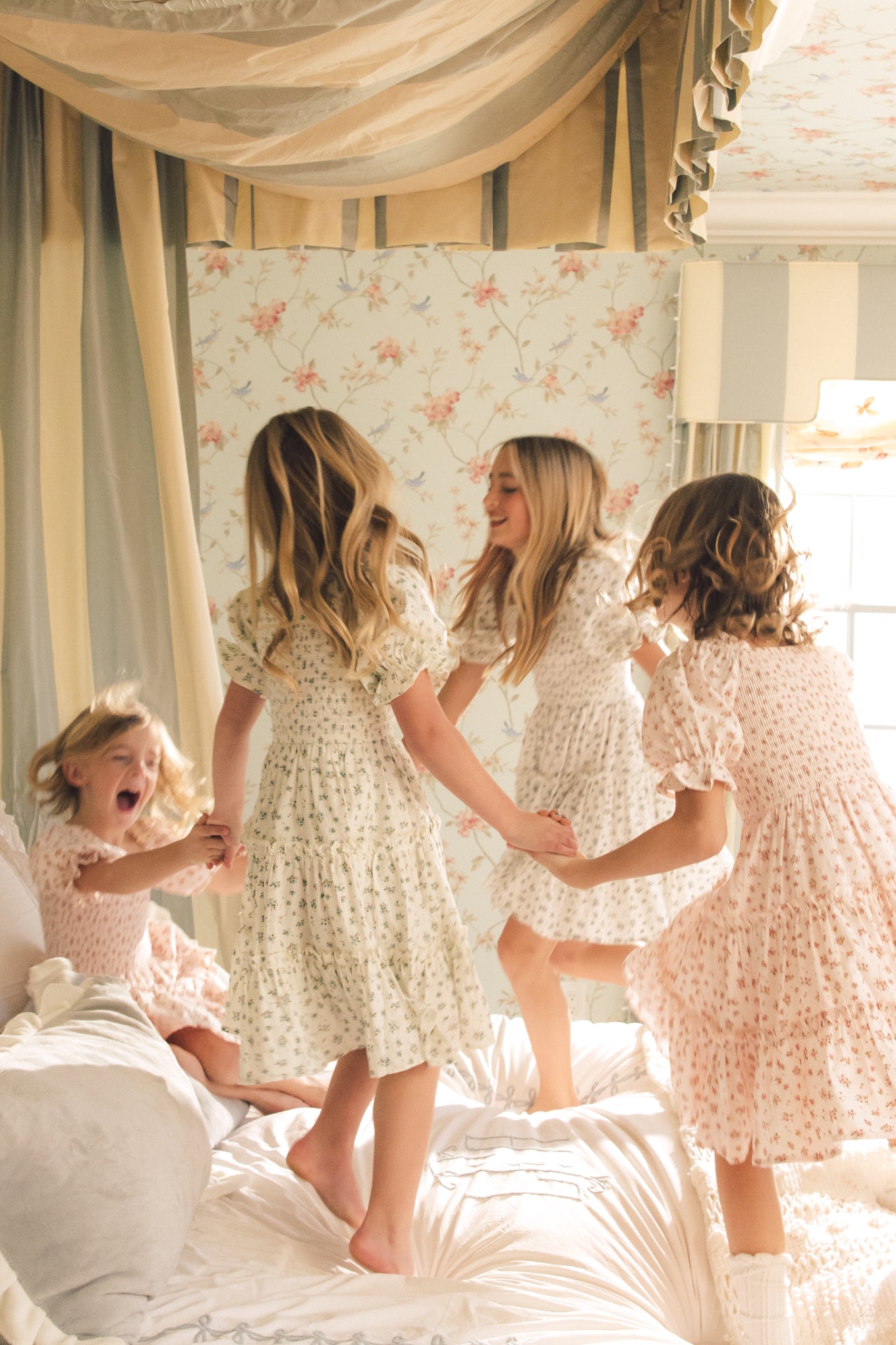 Mini Madeline Girls Everyday Floral Dress – Ivy City Co