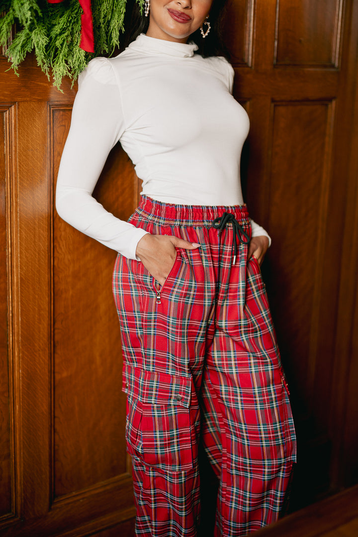 Nicole Cargo Pants in Holiday Plaid