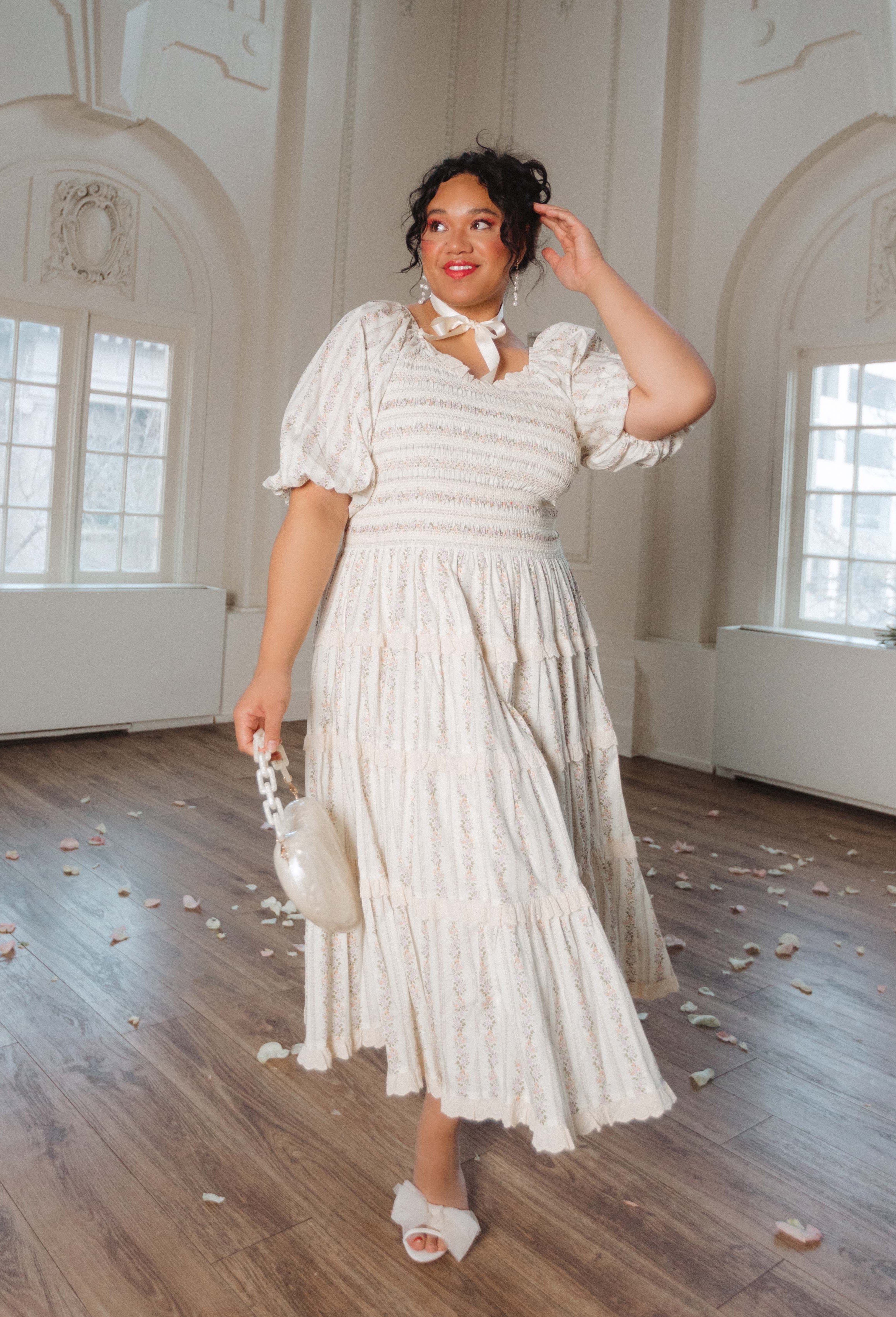 【rosyluce】BIRTHDAY DRESS - IVORY Msize rosyluce】BIRTHDAY DRESS - IVORY Msize