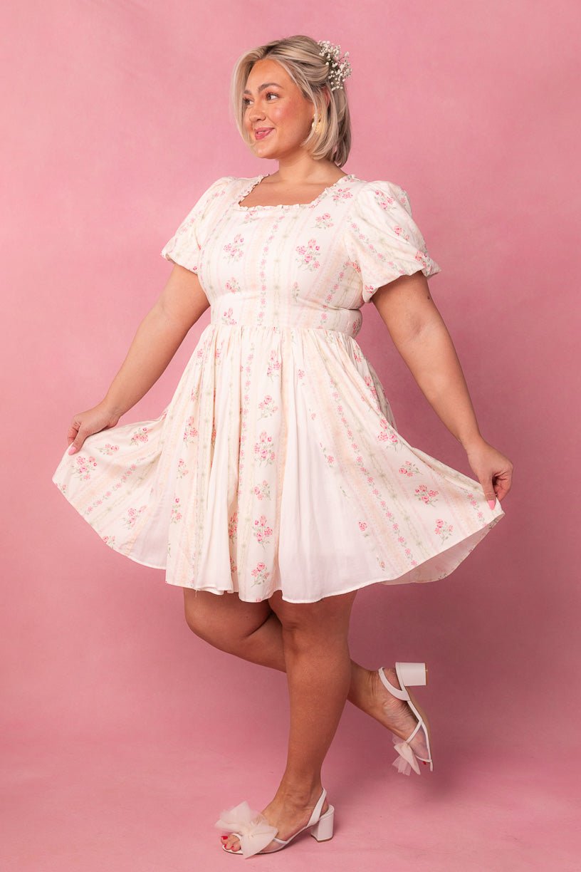 Flowers For All Dress in Vintage Floral