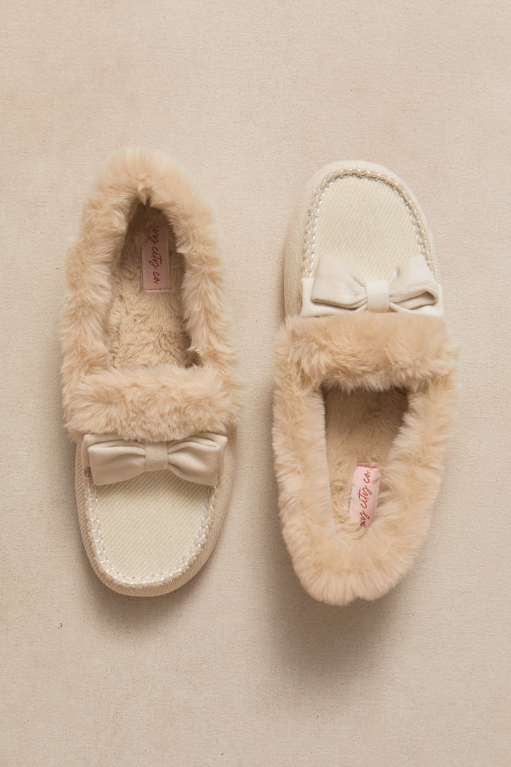 Ivy Bow Slippers in Cream