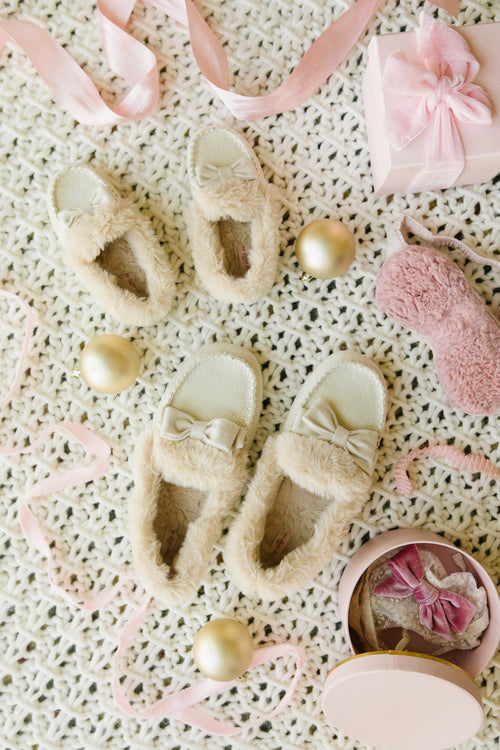 Ivy Bow Slippers in Cream