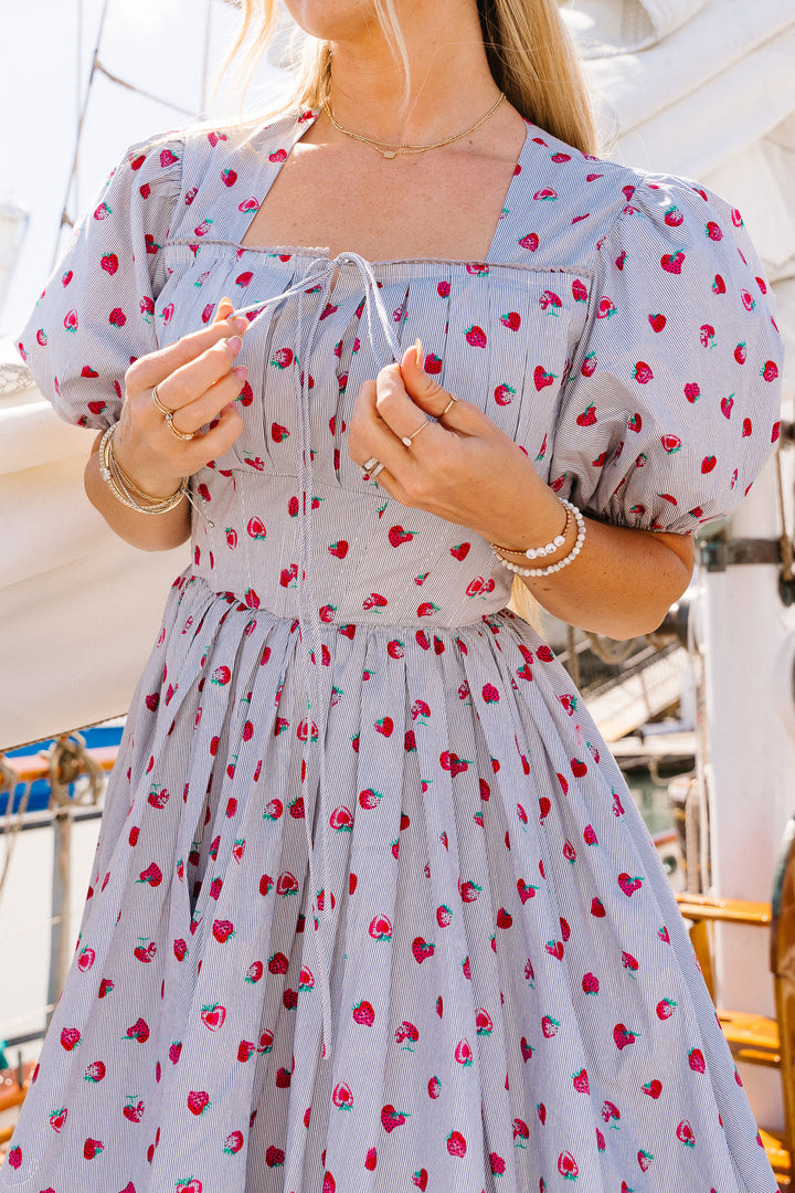 Thea Dress in Strawberry