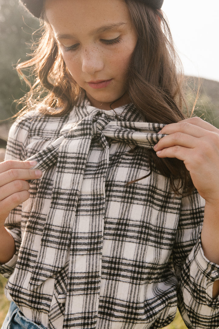 Mini Genevieve Blouse in Plaid