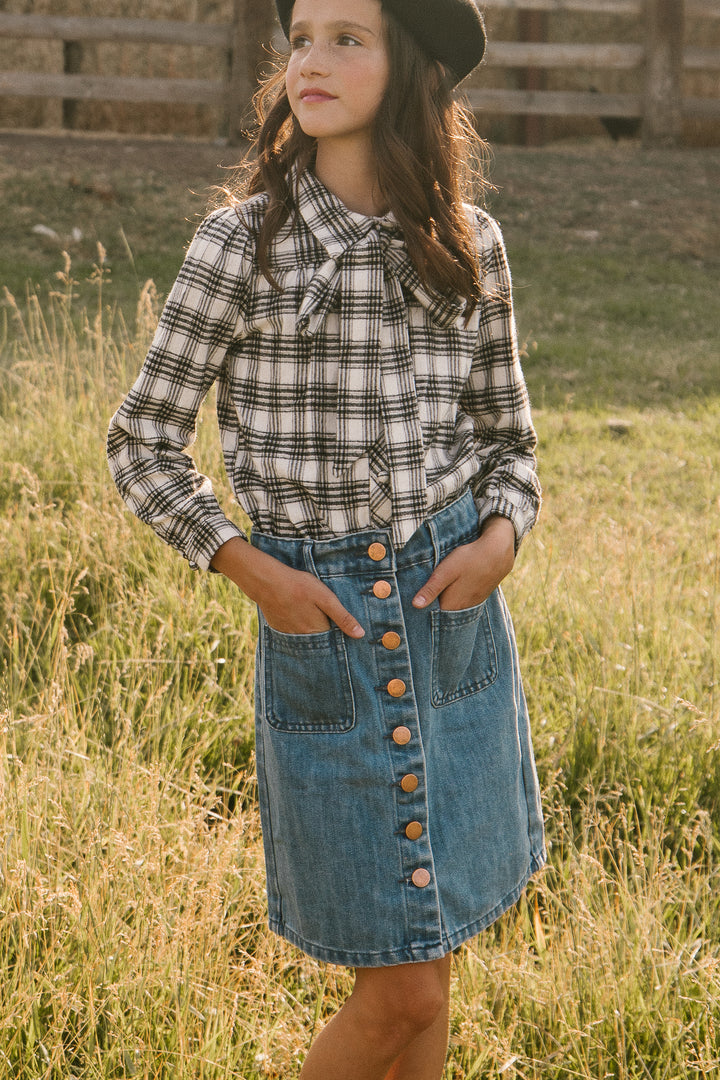 Mini Genevieve Blouse in Plaid