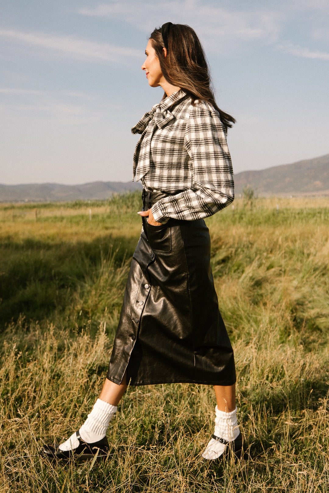 Emma Vegan Leather Skirt in Black