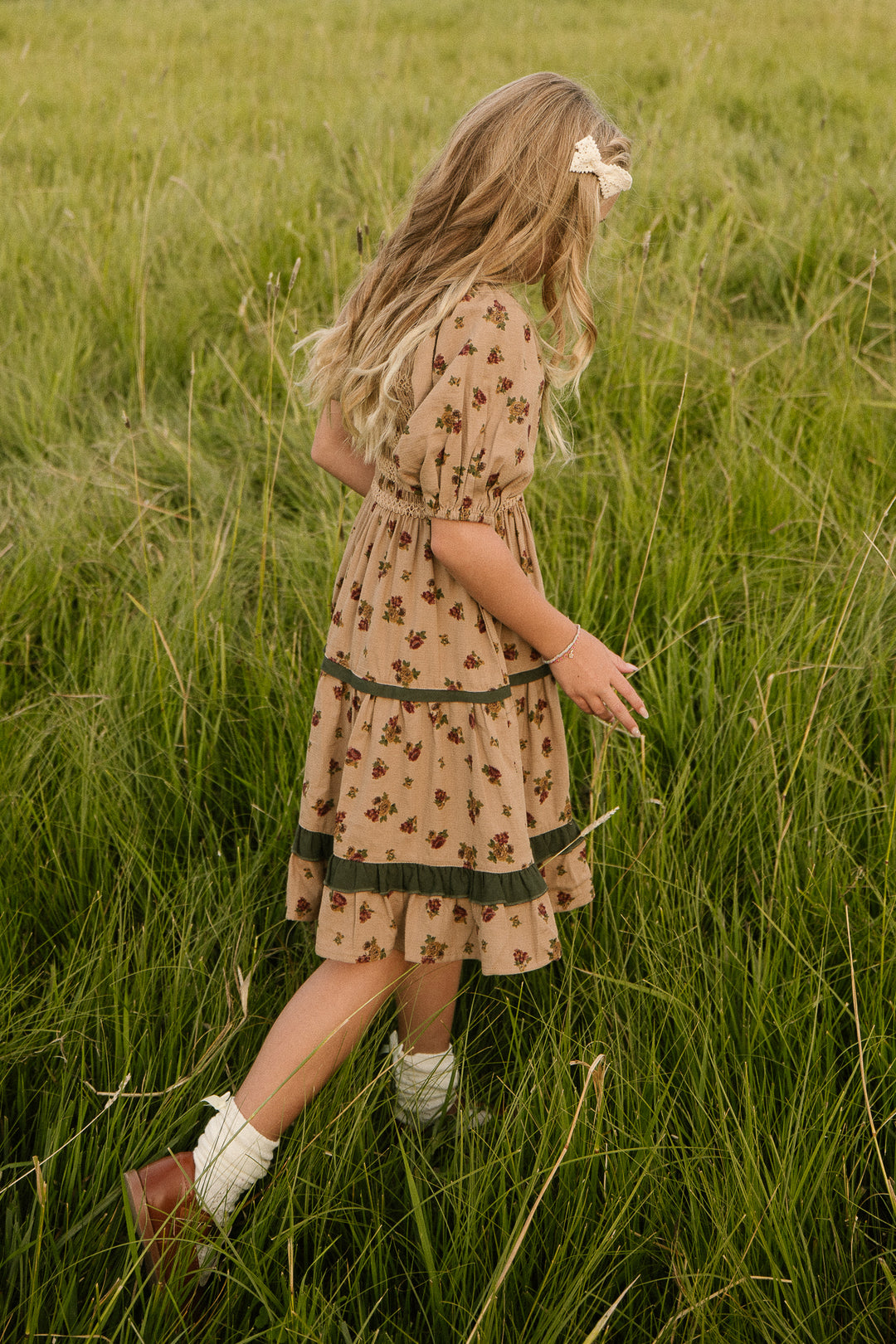 Mini Roselyn Dress in Tan Floral