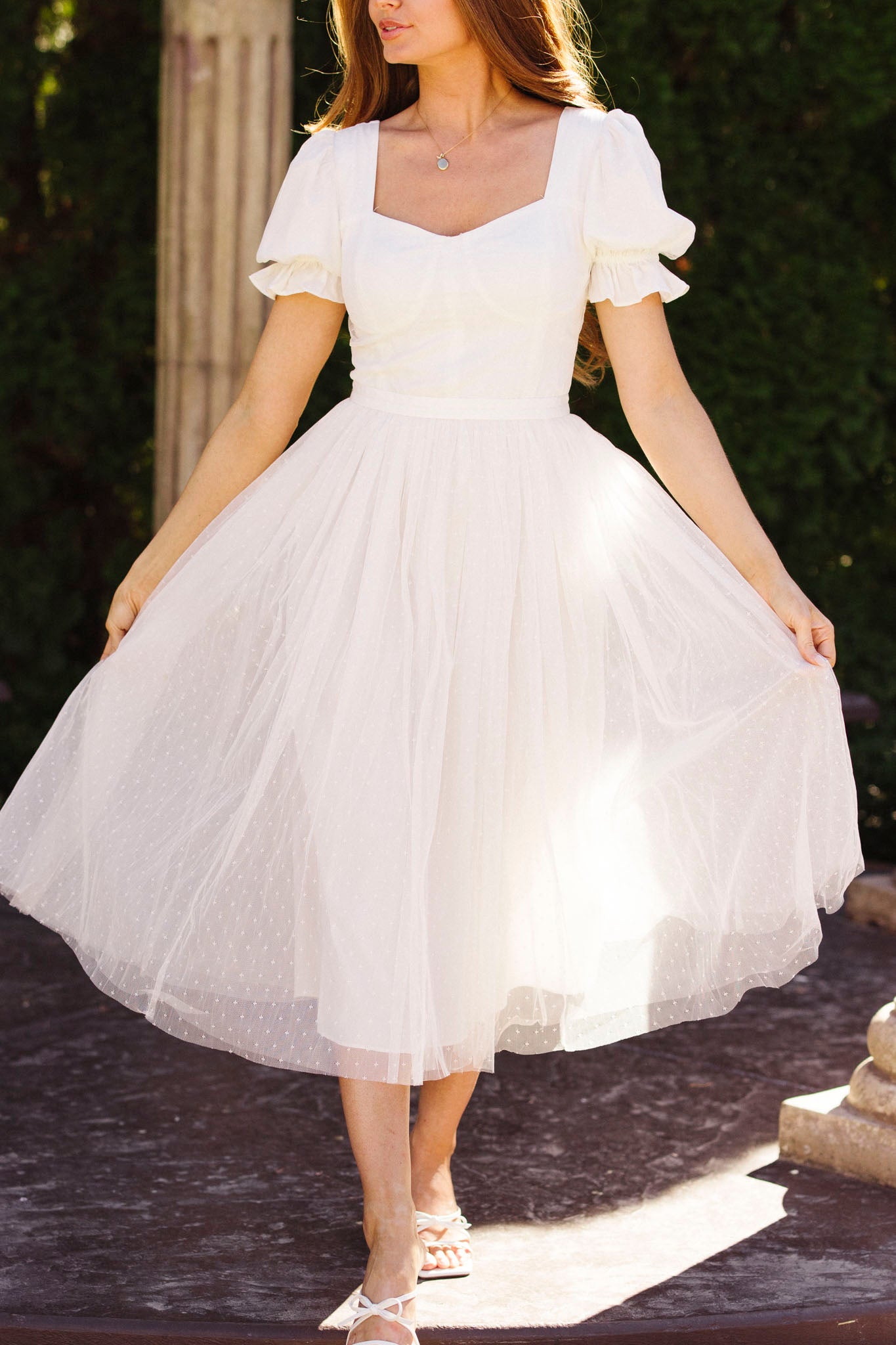 Ballerina Dress in White 20W