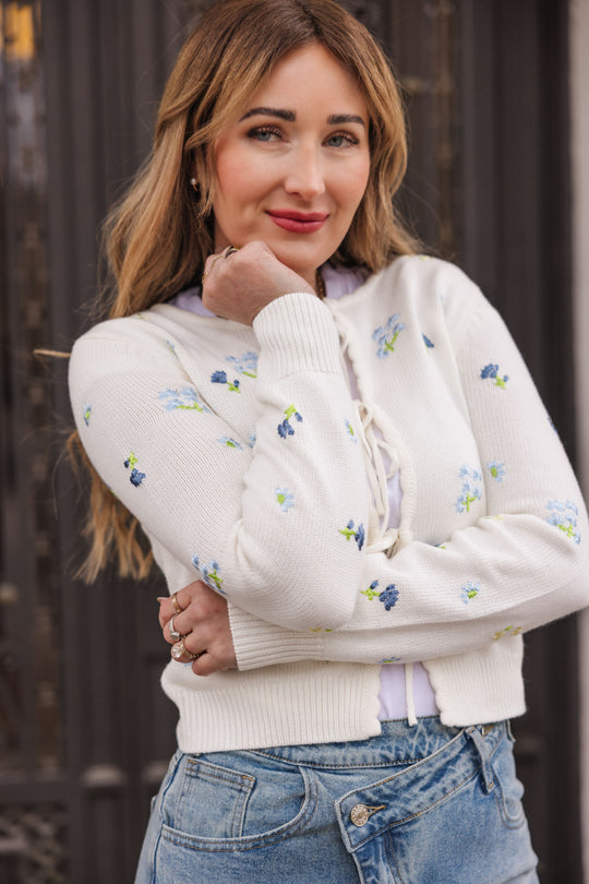 Della Sweater in Cream