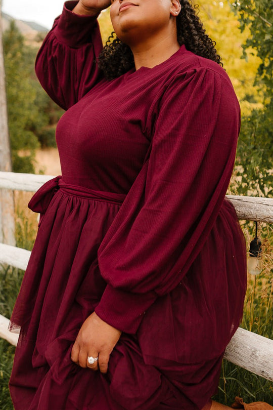 Cosette Midi Dress in Wine