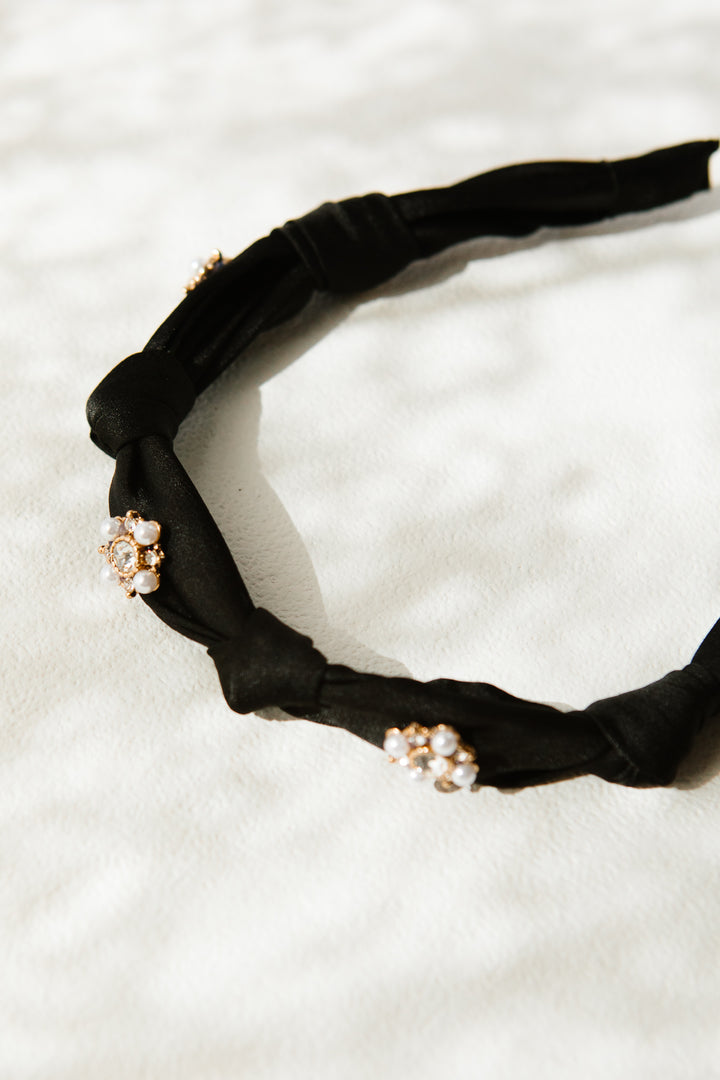 Black Knotted Pearl Headband