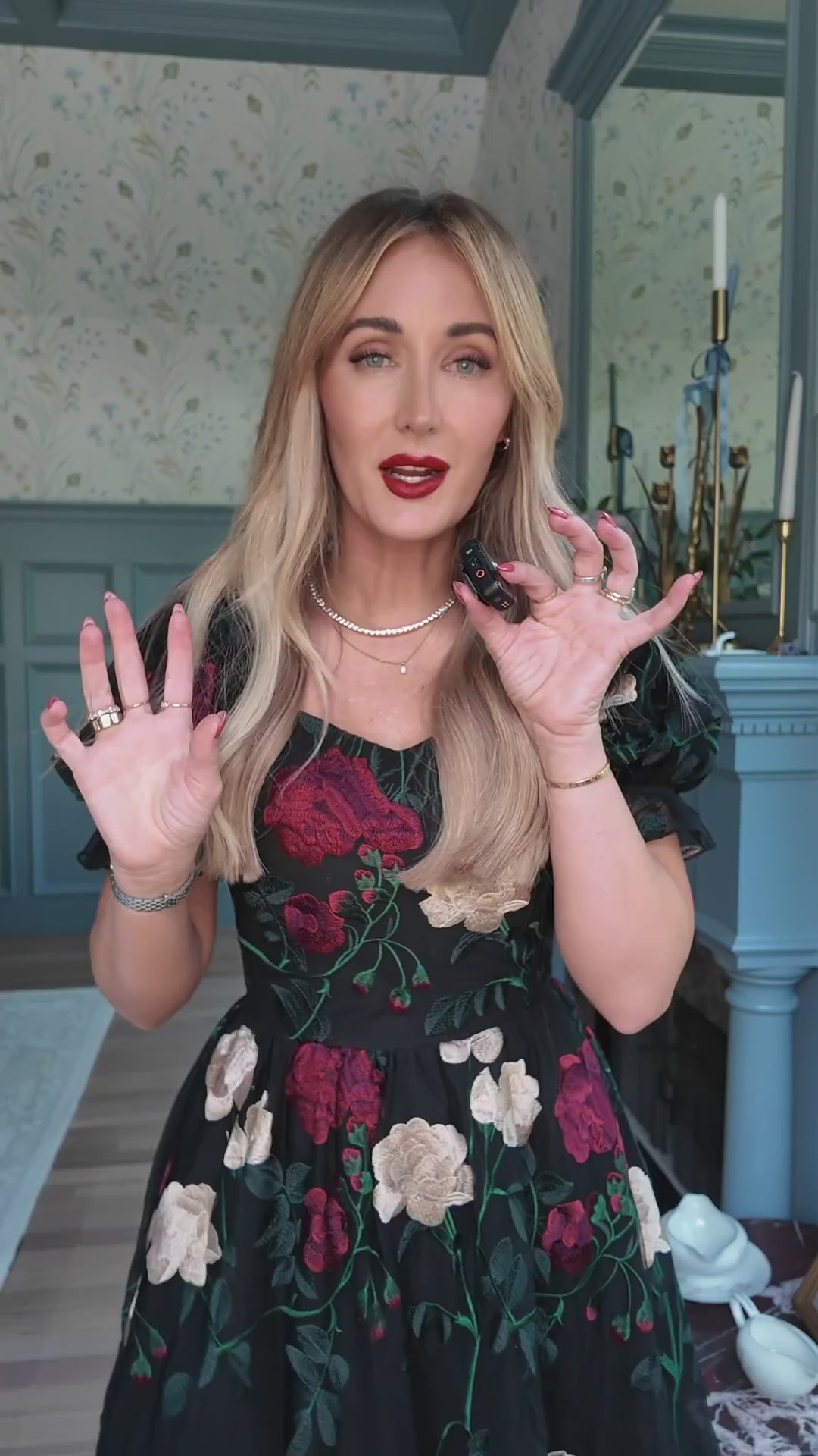 Amora in Obsidian Floral.mov