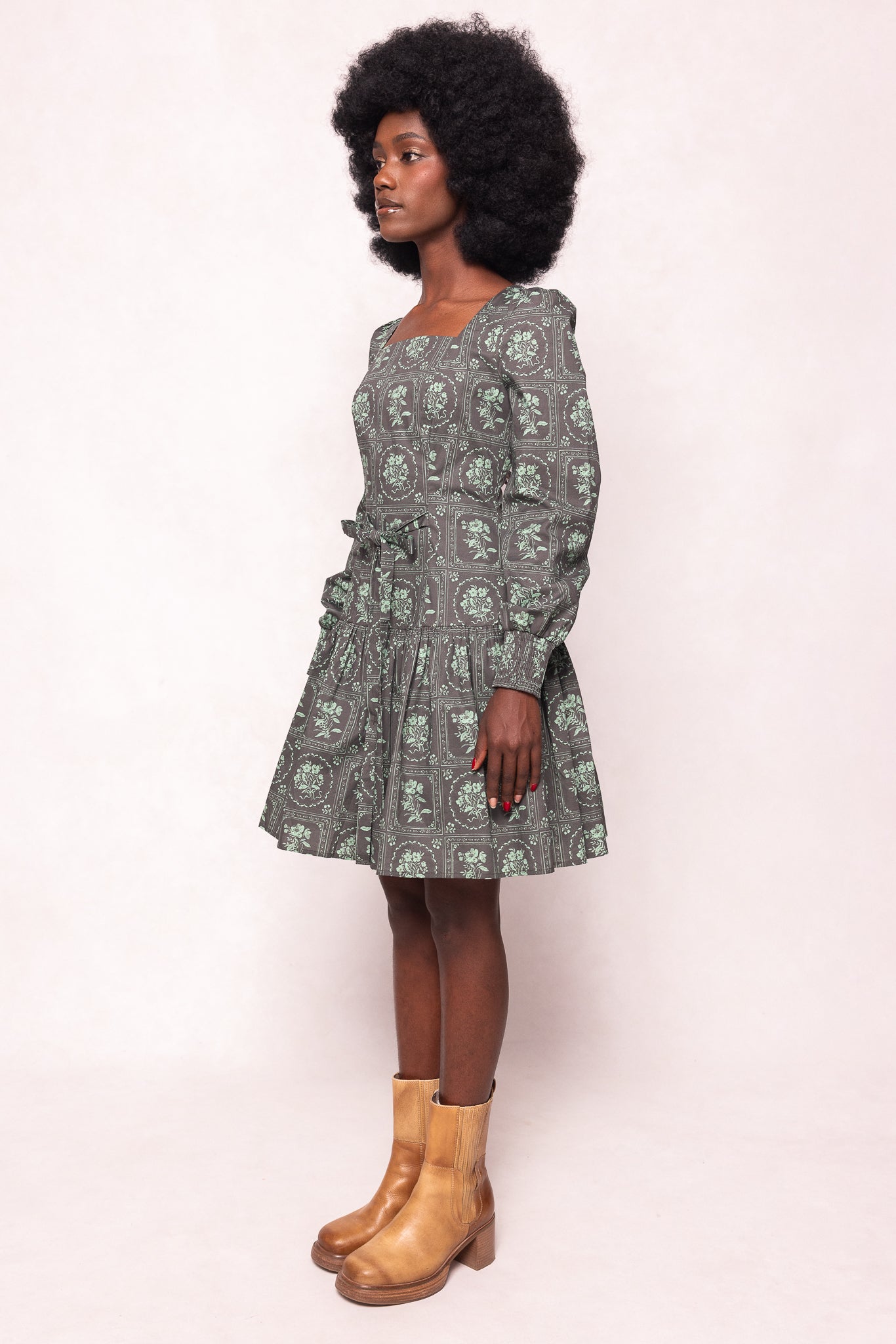Finn Dress in Garden Tile – Ivy City Co
