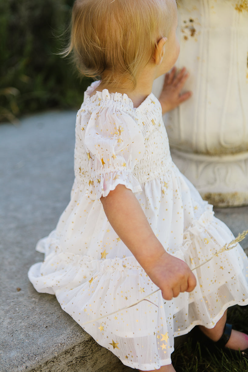 Baby lace hot sale frock designs