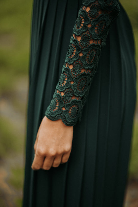 Arabella Lace Dress in Hunter Green