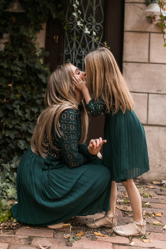 Arabella Lace Dress in Hunter Green