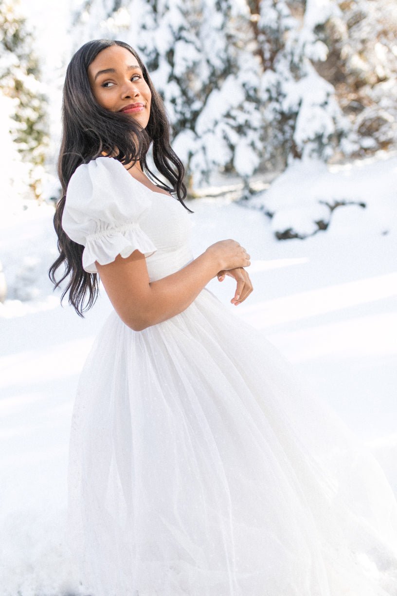 Ballerina Dress in White – Ivy City Co