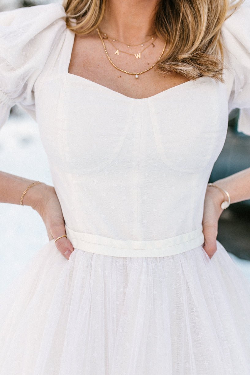 Ballerina Dress in White – Ivy City Co