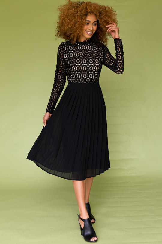 Arabella Lace Dress in Black