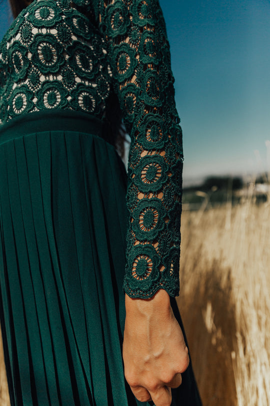 Arabella Lace Dress in Hunter Green