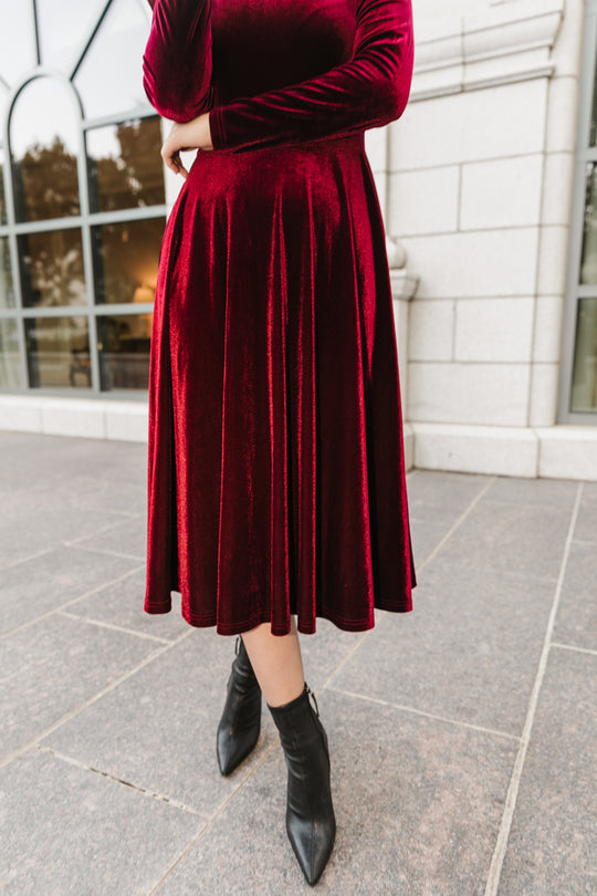 La La Lady Dress in Wine