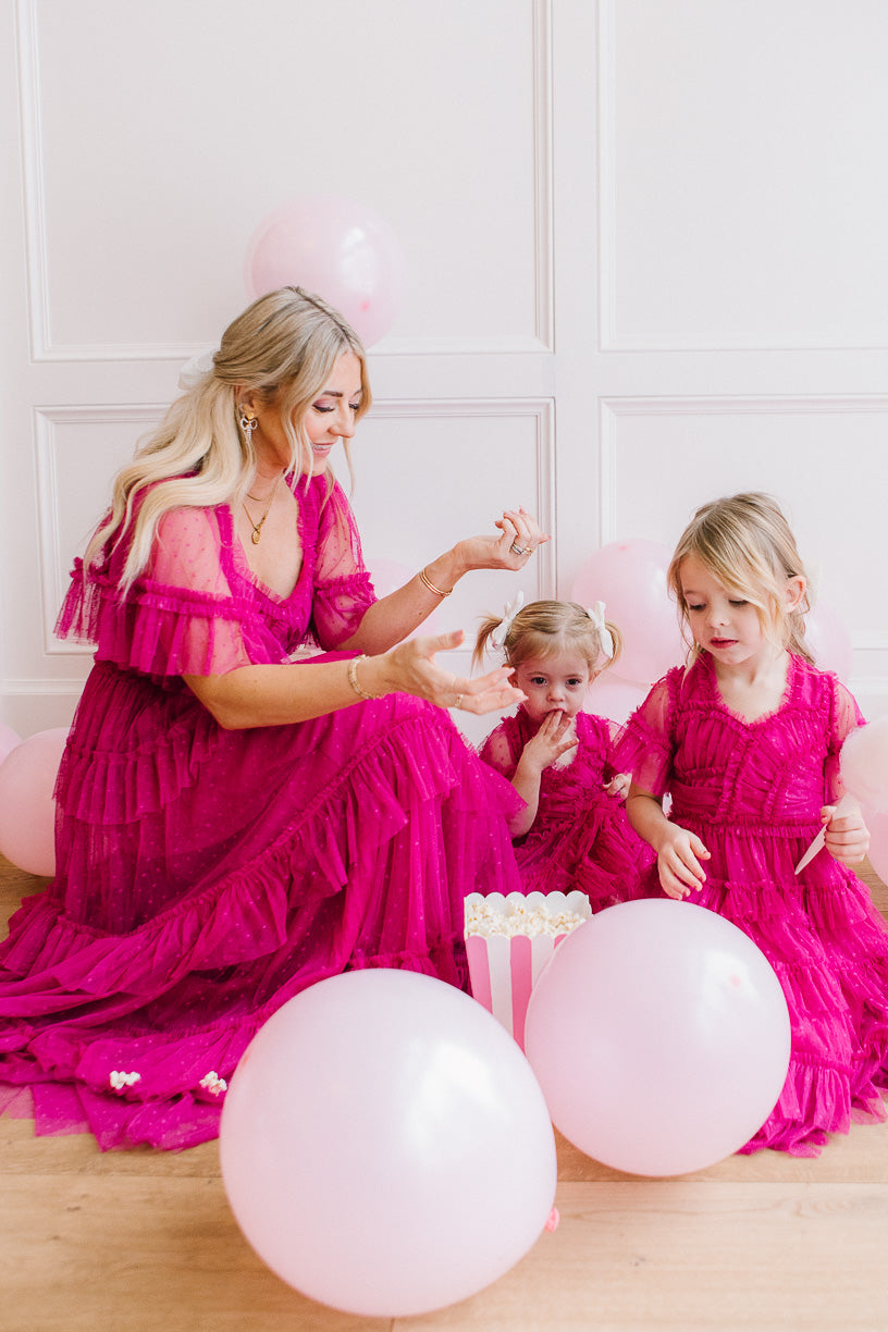 Mini Whimsical Dress with Sweetheart-Neck in Fuchsia