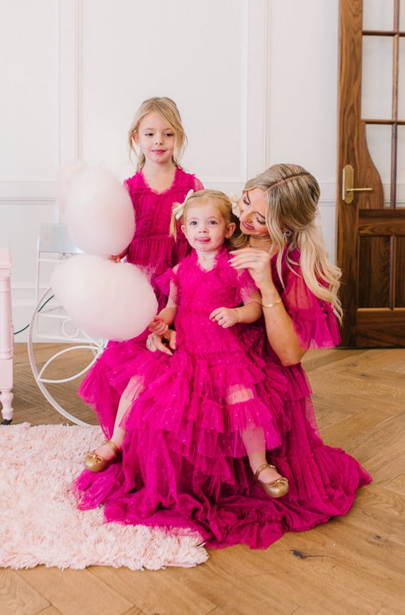 Mini Whimsical Dress with Sweetheart-Neck in Fuchsia